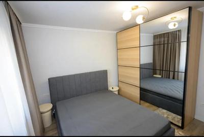 Inchiriez apartam 2 cam - 2