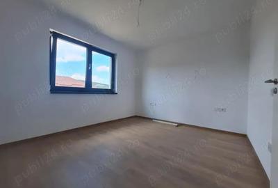 Casă cu 3 camere cu Teren 210 Mp în Sânpetru