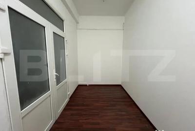 Spațiu comercial, de 90 mp, în Central