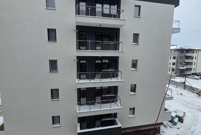 Apartament cu 2 camere decomandat în Balciu
