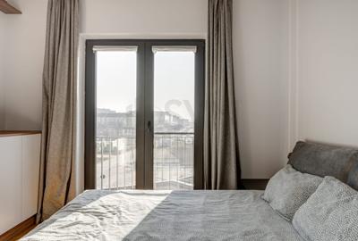 Apartament cu 2 camere semidecomandat în Splaiul Unirii