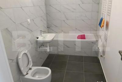 Apartament cu 3 camere decomandat în Central - 3