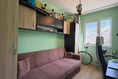 Apartament cu 3 camere semidecomandat, mobilat în Tomis Nord - 26