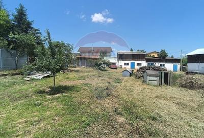 Teren Construcții intravilan de 2606 mp, în Nord - 10