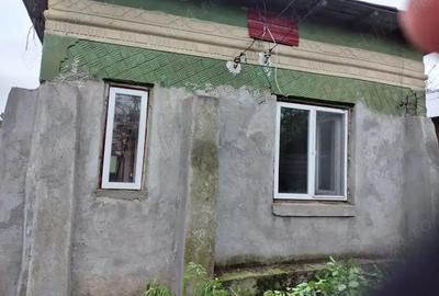 Casă cu 3 camere cu Teren 1100 Mp în Robănești - 4