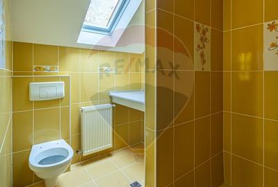 VILA! Investitie - pretabil pensiune SINAIA- zona apreciata turistic! - 21