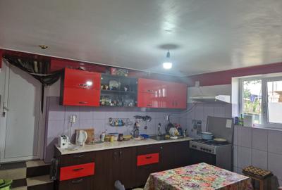 Casă cu 3 camere în Central - 6