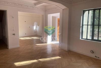 Casă individuală cu 8 camere cu Canalizare în Eminescu - 2