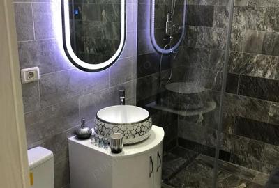 Apartament cu 2 camere decomandat în Fundeni