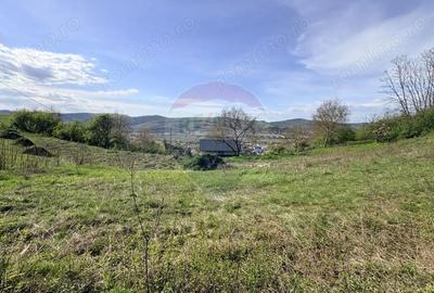 Teren de 15320 mp, în Central - 7