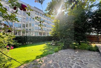 Spre Vânzare Proprietate remarcabilă cu 6 camere în inima Iașului ! - 2