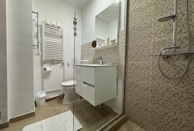 Unirii, Octavian Goga, centrala proprie - 7