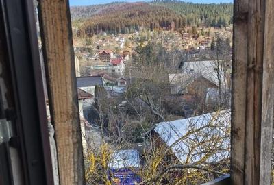 Casă cu 5 camere cu Teren 200 Mp în Poiana Țapului - 4