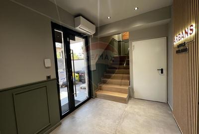 Spatiu comercial modern de inchiriat / 2 locuri de parcare - 22