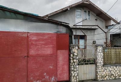 Casă cu Teren 402 Mp în Central - 2