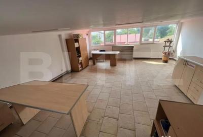 Spațiu comercial, de 160 mp, în Micro 11 - 2