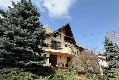 Casă cu 9 camere cu Garaj în Corbeanca
