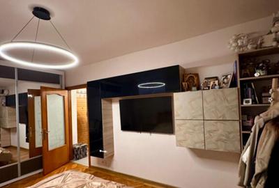 Apartament cu 2 camere decomandat, mobilat în Delfinariu - 3