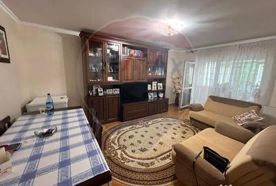 Apartament cu 3 camere decomandat în Central - 1