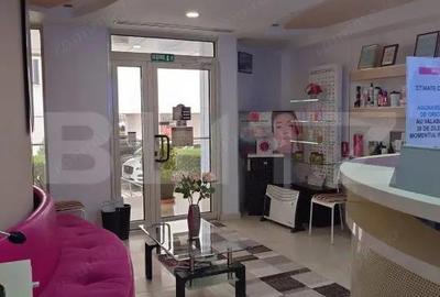 Spatiu comercial, 290 mp, zona Micro 3 - 3