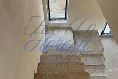 Casă cu 4 camere în Luna - 1