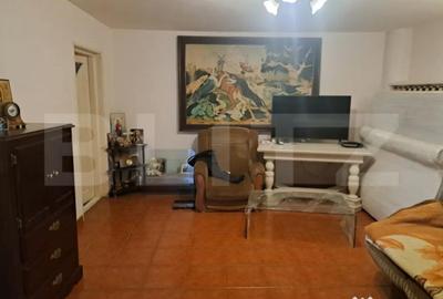 Casă cu 5 camere cu Canalizare în Central - 6