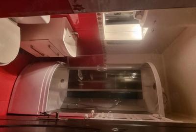 Apartament cu 3 camere decomandat în Cet