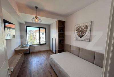 Apartament cu 3 camere în George Enescu - 15