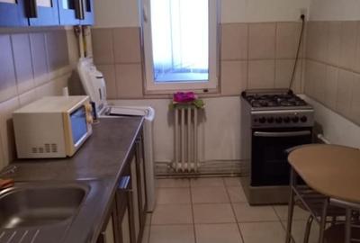 Apartament cu 3 camere decomandat în Soarelui - 4