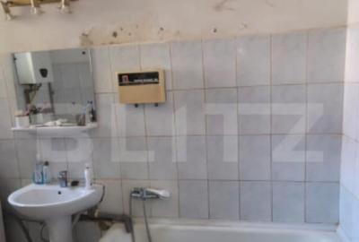 Casă cu 4 camere cu Teren 285 Mp în Petrolului - 30