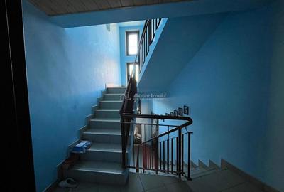 Lugoj, Vila P+2E+M , 656 Mp., Construiti, Posibilitate De Investitie, Zona 0 - 12