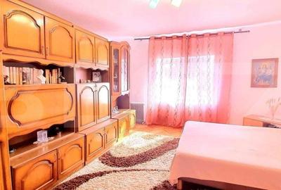 Casă cu 3 camere cu Teren 150 Mp în Central - 2