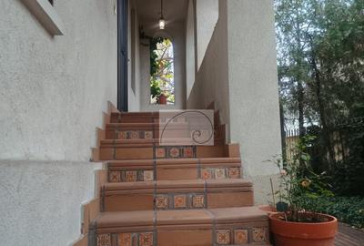 Duplex in villa - etaj plus mansarda - Foisorul de foc - 43