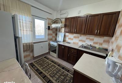 Apartament cu 2 camere semidecomandat, mobilat în Tineretului