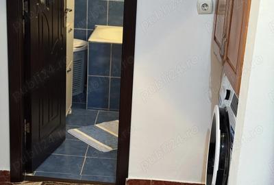 Vand apartament cu doua camere decomandat - 2