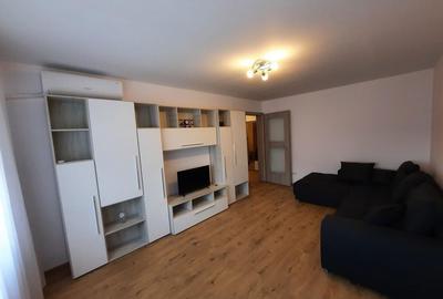 Apartament cu 3 camere decomandat în Nicolina - 2