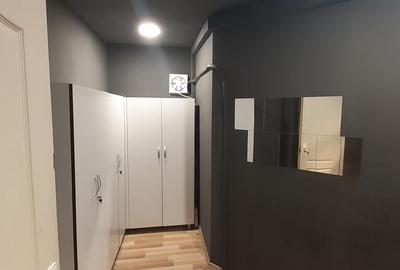 Proprietar,  închiriez spațiu comercial pe bd Decebal - 8