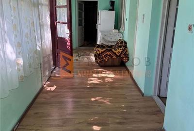 Casă cu 3 camere decomandat în Ciobănoaia - 7