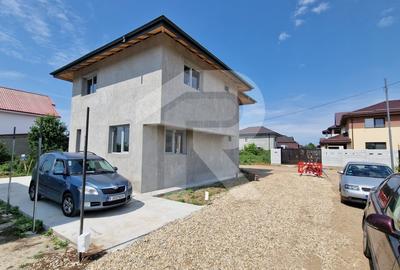 Casă individuală cu 4 camere cu Canalizare în Nord-Est - 5