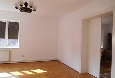 Casă cu 2 camere cu Canalizare în Grigorescu - 2