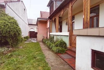 Apartament cu 2 camere semidecomandat în Central - 1