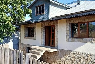 Casa in Tuguieta Barlad jud Vaslui - 1