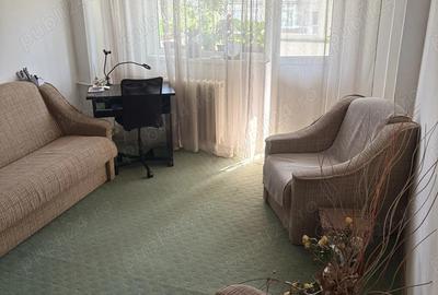 Inchiriere apartament 3 camere, 2 bai, 3 paturi duble Zona Metrou Valea Ialomitei - 1