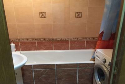 Apartament cu 3 camere decomandat în Badea Cârțan - 3