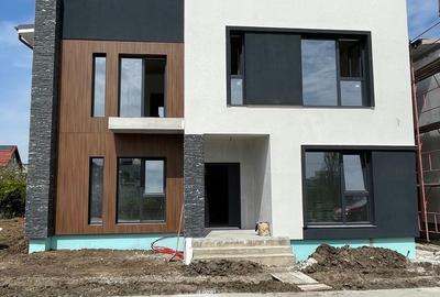 Casă cu 5 camere cu Teren 330 Mp în Central - 2