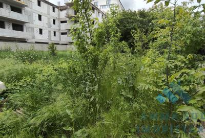 Teren Construcții intravilan de 291 mp, în Apărătorii Patriei - 3