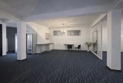Spațiu comercial, de 836 mp, în Central - 3