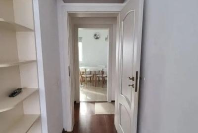 Inchiriez apartament 2 camere decomandat - 3