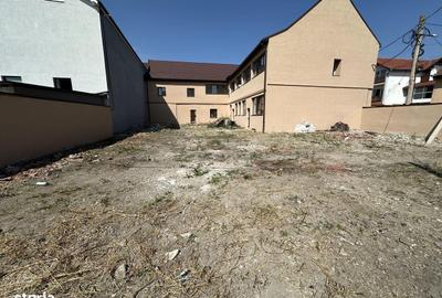 Spațiu comercial, de 300 mp, în Central - 1