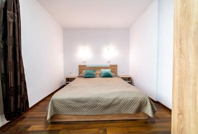 Apartament cu 3 camere semidecomandat, mobilat în Central - 6